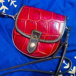Cute mini crossbody Dooney and Bourke